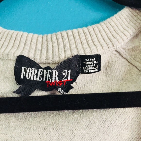 Disney Forever 21 Minnie Mouse VNeck Sweater - Picture 3 of 4